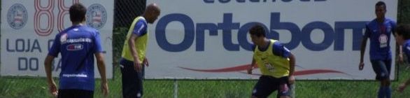 Com longo período sem jogos pela frente, Bahia volta aos treinos