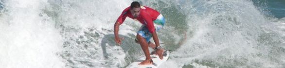 Salvador recebe seletiva do Circuito Brasileiro de Surf Master 2013 este fim de 