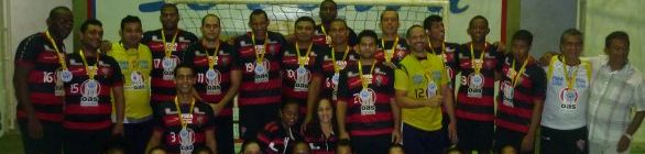 HANDEBOL - EQUIPES MASCULINA E FEMININA DO VITÓRIA/FSBA CONQUISTAM A PRIMEIRA ET