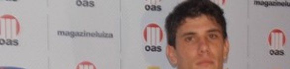 'Versão melhorada' de Jardel, Giancarlo promete gols no Vitória