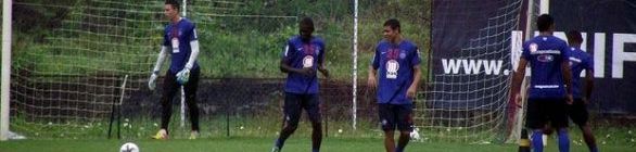 Com Lomba e Helder, Joel Santana divulga lista de relacionados