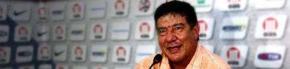 Joel comemora classificação e admite poupar jogadores para a final