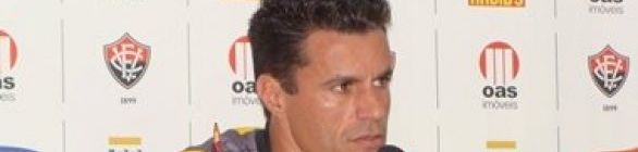 Mesmo insatisfeito com derrota, Michel muda o foco e pensa no Ba-Vi