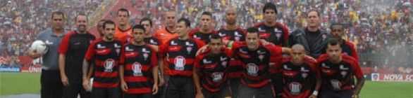 Vitória empata com o Bahia por 1 a 1 no Barradão e é o campeão de 2013