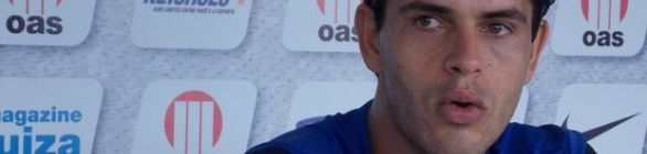 Após crise, Fahel vê recomeço na Série A: 'Objetivo é vencer os 5 jogos