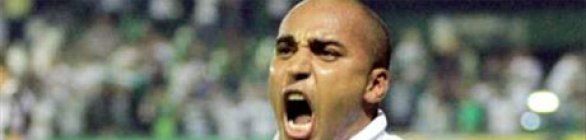 Goiás e Coritiba empatam por 1 a 1 e o Coxa se garante nas primeiras posições