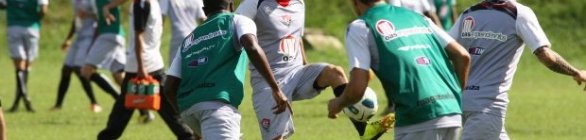 Com três desfalques, Vitória realiza treino físico na Toca do Leão