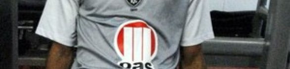 Daniel Borges se apresenta na Toca do Leão e inicia exames médicos