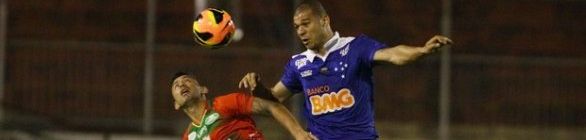 Em 'preliminar' no Canindé, Lusa e Cruzeiro empatam em noite de Belo