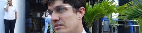 Interventor se reúne com secretário de Segurança e confirma inquérito