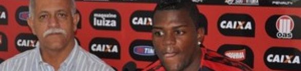 Nômade, Elizeu espera criar raízes no Vitória: ‘vou mostrar o meu valor’