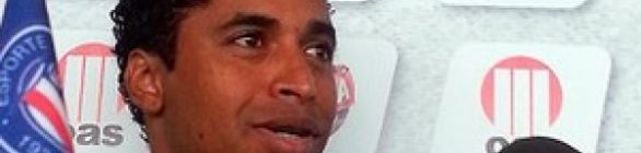 Ávine passará por nova cirurgia para corrigir a pisada: 'Sei que vou voltar