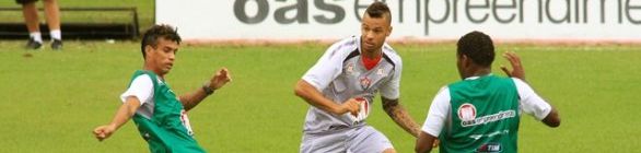 Com Leilson e Michel, Vitória finaliza preparação para o clássico