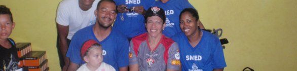 MÔNICA VELOSO FAZ PALESTRA PARA ALUNOS DO PROGRAMA DE INICIAÇÃO ESPORTIVA