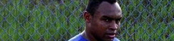 Obina se emociona com carinho de rubro-negros: 'É para o resto da vida'