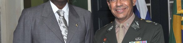 Comandante do Exército na Bahia recebe título de cidadão soteropolitano