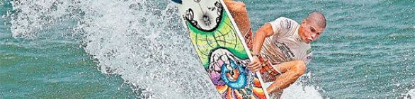 Halley Batista vence surf em Itacaré