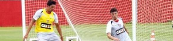 Com Marcelo e Neto Coruja, Vitória realiza trabalho tático no Barradão