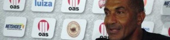 Cristóvão avalia dificuldades e crê em recuperação do Bahia na reta final