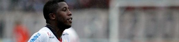 Sem espaço no elenco do Bahia, Toró, Neto e Adu têm férias antecipadas