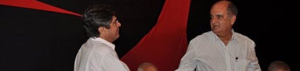 Por aclamação, Carlos Falcão é eleito presidente do Vitória até 2016