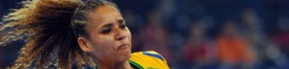 Brasil bate Dinamarca, reencontra a Sérvia na final e garante pódio inédito