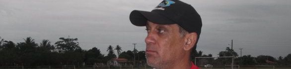 Rendimento do Feira agradou Celso Teixeira 