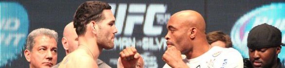 Weidman tenta intimidar, mas Spider recua e levanta a guarda na encarada
