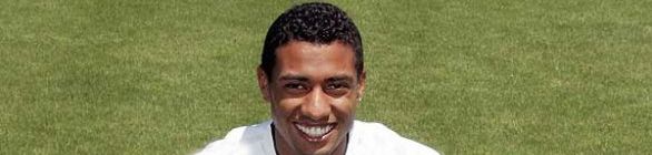 Afastados do elenco principal tricolor, Neto e Kleberson negociam rescisão