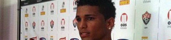 De volta, Alan Pinheiro espera fazer de 2014 o ano da afirmação no Vitória