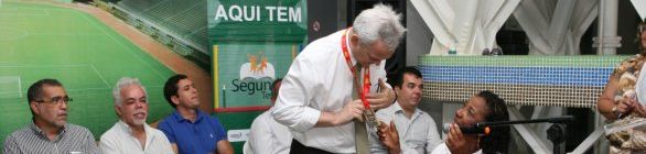 SUDESB LANÇA PROGRAMA SEGUNDO TEMPO E FAZ DOAÇÕES  