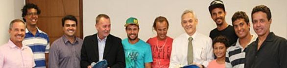 Confederação Brasileira de Surf discute com gestores estaduais do Esporte constr