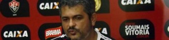 Técnico admite atuação inferior contra ‘adversário mais difícil até agora’