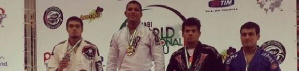 GUTEMBRG PEREIRA CONQUISTA OURO NA DISPUTA DE PESO, EM GRAMADO/RS