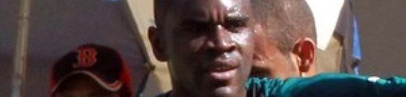 ‘Pode não dar certo’, diz diretor do Vitória sobre negociação com Hugo