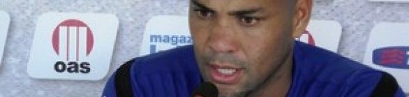 Souza assina a rescisão de contrato e não é mais jogador do Bahia