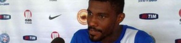 De volta ao time, Rhayner credita constantes mudanças à força do grupo