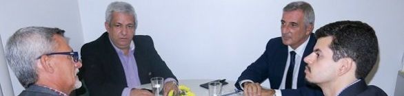 Vice-cônsul da Espanha na Bahia visita Secopa e conversa sobre preparação.