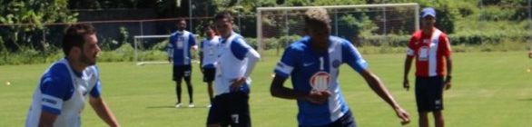 Sem Maxi e Fahel, Marquinhos Santos comanda coletivo no Fazendão