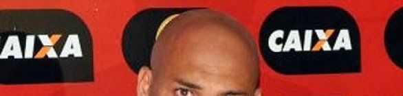 Caveirão ausente: atacante Souza é liberado de treino na Toca do Leão