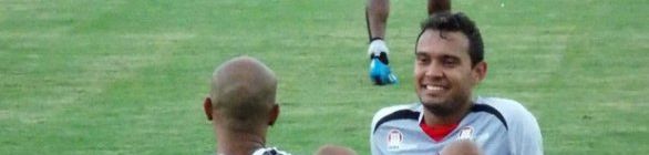 Recém-chegado, atacante Vinicius é relacionado para duelo contra o Inter