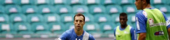 Em dia de treino coletivo e tático, Bahia testa opções para o ataque