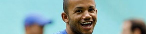 Railan lamenta lesões, mas quer aproveitar chance no time titular