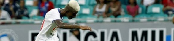 Marquinhos Santos revela trabalho para manter Talisca no ápice da forma