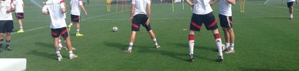 Feliz por estar aqui: Seleção Alemã treina com camisa em homenagem à Bahia