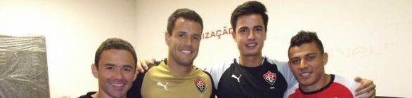 Vitória consegue certidão negativa e volta a receber dinheiro de patrocínio