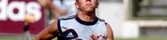 Vitória: Marcos Jr. chega a Salvador, e negócio com Martinuccio pode melar