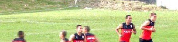 Com treino técnico de duas horas e trabalho físico,