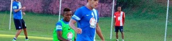 Marquinhos Santos começa a montar time, de olho na volta do Brasileirão