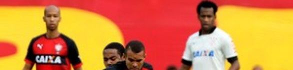 Com semana cheia para trabalhar, Jorginho tem duas dúvidas no Vitória